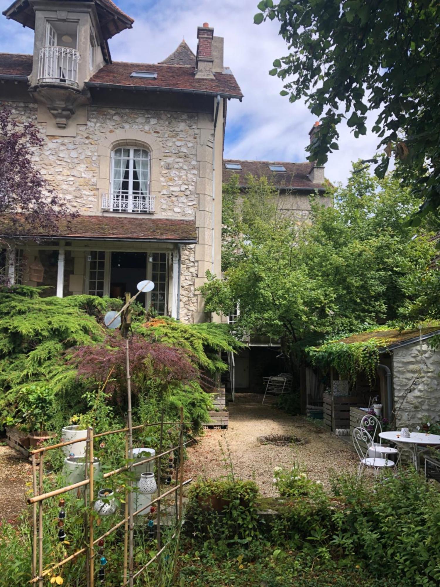 شقة Atelier Chez Marie Carnetin المظهر الخارجي الصورة