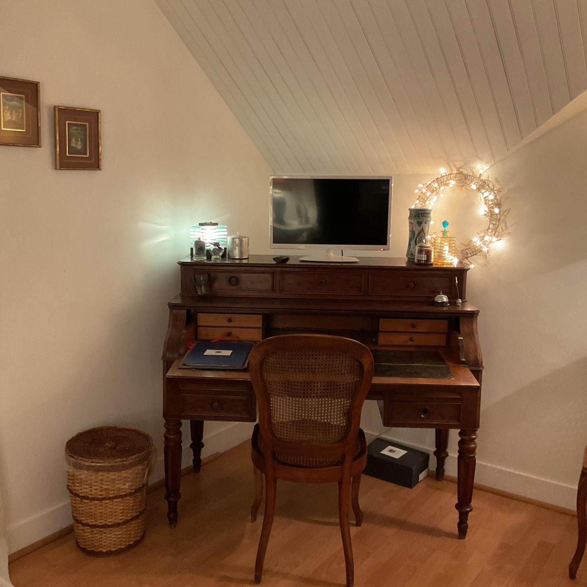 شقة Atelier Chez Marie Carnetin الغرفة الصورة